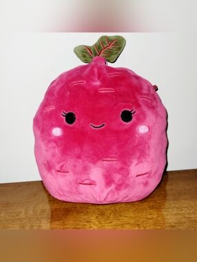 Squishmellows Claudia the Beet 10" Plush Red Veggie